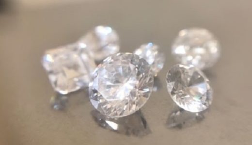 [婚約指輪]プロがおすすめするダイヤの品質と大きさの選び方